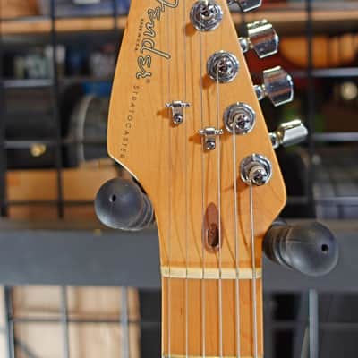 Fender American Standard Stratocaster Lefty 1995 - Arctic White image 7