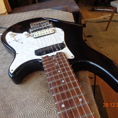 Wide neck electric guitar for big hands image 5