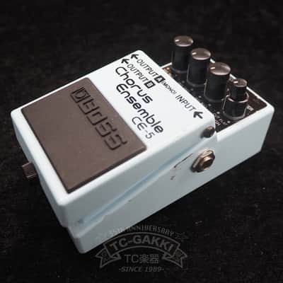 Boss CE-5 Chorus Ensemble (Blue or Pink Label) | Reverb