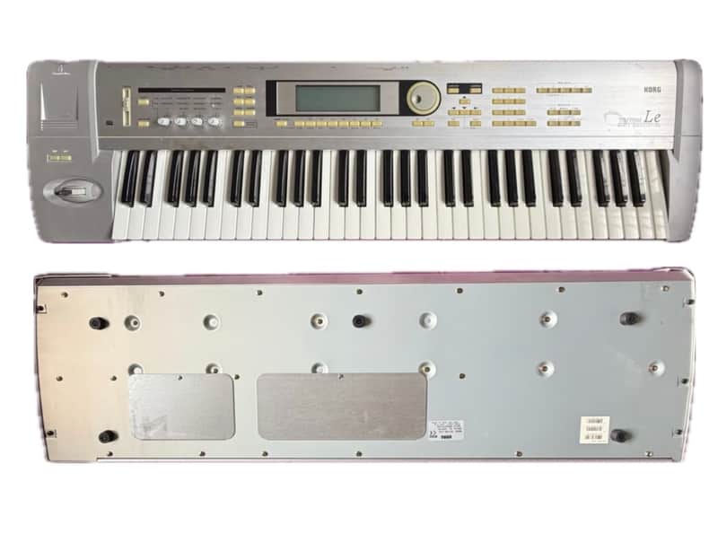 Korg Triton 61-Key 62-Voice Polyphonic Workstation 1999 - 2000 - Silver image 1