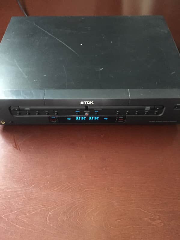 TDK DA-5900 4x Digital Audio Cd Recorder 2002 Black image 1