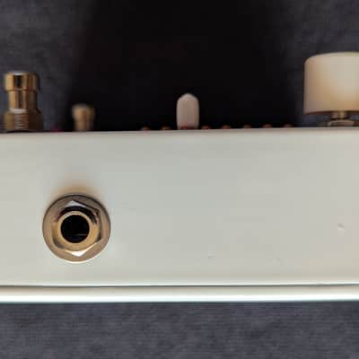 Electro-Harmonix POG2 Polyphonic Octave Generator 2009 - Present - Red / White image 7