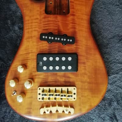 Warwick Streamer LX Jazzman 2001 Honey Violin Burst image 2