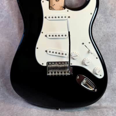 Fender Stratocaster Loaded Body MiM  2002 - Black image 1