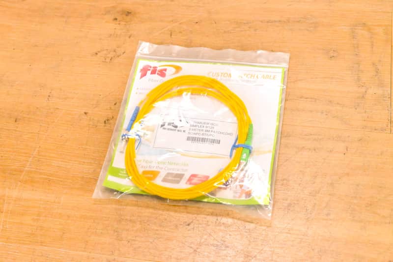 FIS FIS SC/APC-ST/UPC Simplex Single Mode Fiber Cable - 3m