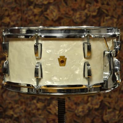 WFL No. 902 Ray McKinley / Symphonic Super Classic 6.5x14" 16-Lug Snare Drum with P-87 Strainer 1948 - 1959