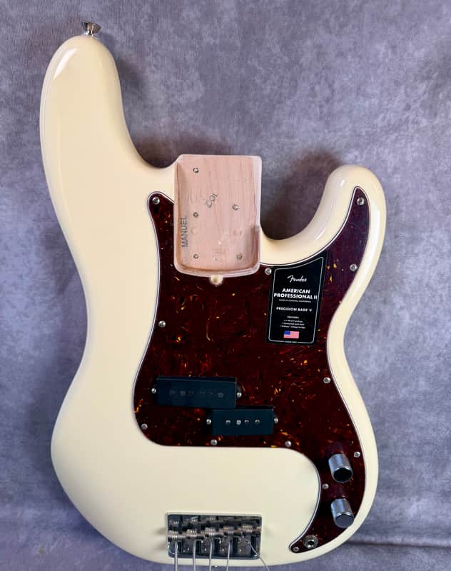 Fender American Professional II Precision Bass Body Olympic White 2023 - White image 1