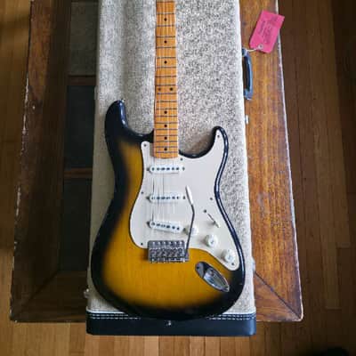 Fender Eric Johnson Strat USA T2S w/G&G case 2005 - sunburst image 2
