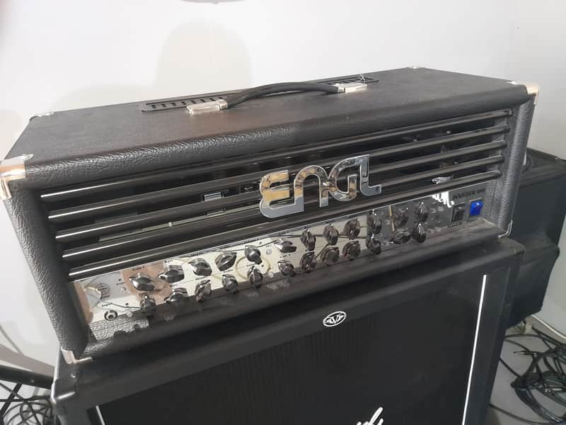 Engl  E642 Invader 100  Black and Chrome image 1