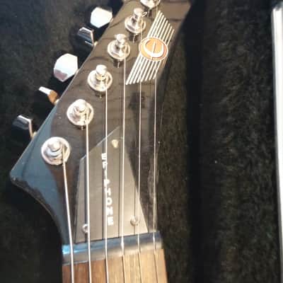 Epiphone "Demon FX" V with Case image 3