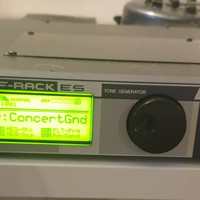 Yamaha Motif ES Rack Tone Generator 2000s - Gray image 2