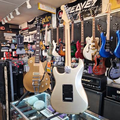 Fender Stratocaster Diamond Finish image 4