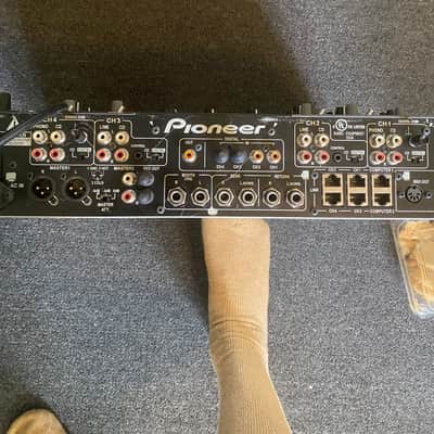Pioneer Poineer DJ DJM 2000 Nexus Professional DJ Mixer 4 Channel mid 2000 image 3
