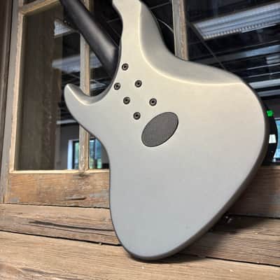 Brubaker JXB USA 4 Performance Series bass with BOB technology 2025 - Silver Steel image 3