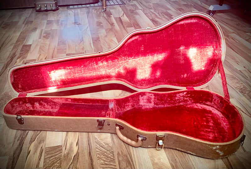 Toyo Gakki vintage 1970's LP style guitar case with red liner for Ibanez or Gibson image 1