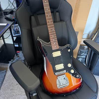 Fender Standard jazzmaster HH 2018 - Sunburst image 14
