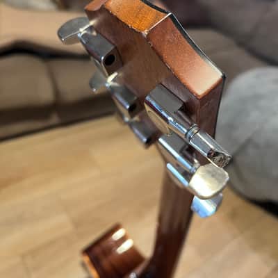 Taylor 714ce V-Class  2018 - Sunburst image 7