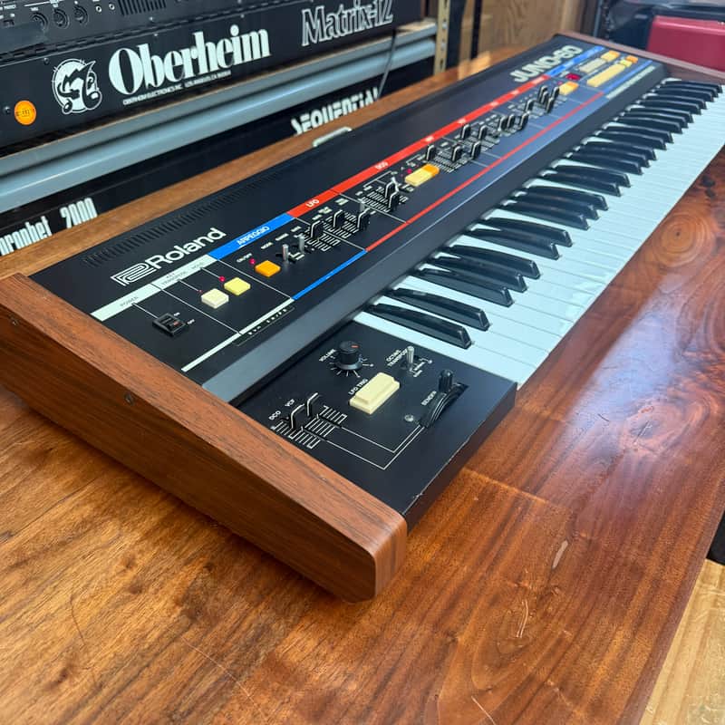 Roland Juno-60 - NIce - Serviced - options: Midi, Chorus Input, Factory Case image 1
