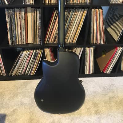 Ovation 1983 B Collector's Series 1983 black image 5