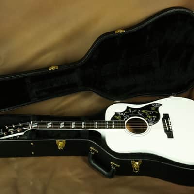 Gibson Hummingbird Alpine White Acoustic Guitar Rare! image 11