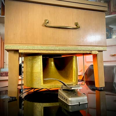 Rotary Connection Vibra-Table MINI PLUS! Leslie/Rotary guitar speaker cabinet/fliptop table with upfiring vintage 10” speaker and 12” downfiring into Leslie. Speed control foot switch. LIGHTS UP! 50 watts/16 ohms 2026 - Blonde wood / gold sparkle image 2