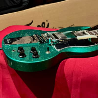 Vintage Guitars 30th Anniversary VS6 Electric Guitar with Vintage Style Vibrato  Green Metalflake image 11