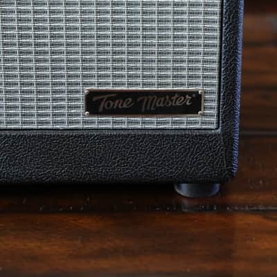 Fender Tone Master FR-10 1000-Watt 1x10" Active Guitar Speaker Cabinet 2023 - Present - Black image 6