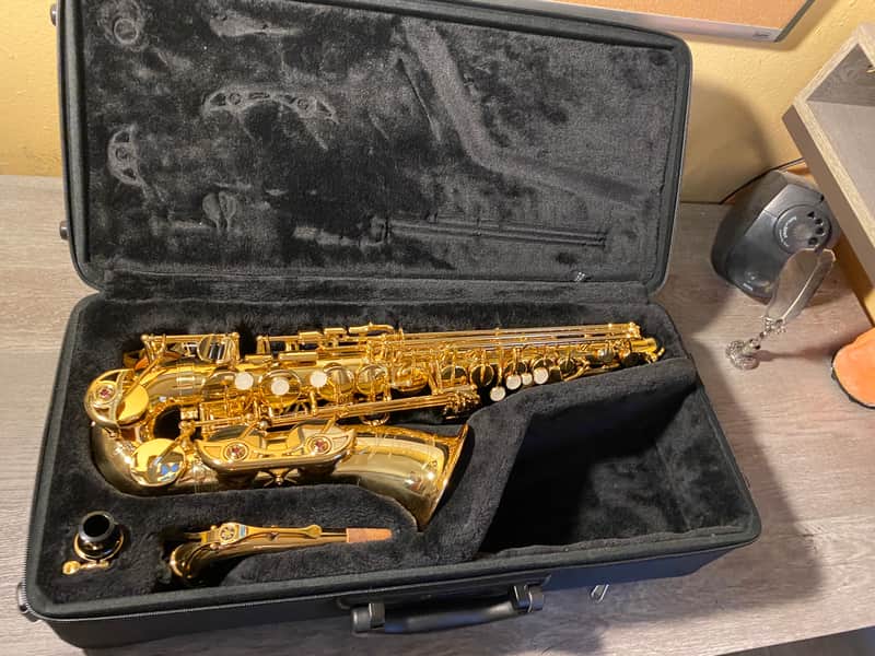 Yamaha YAS-480 Intermediate Alto Saxophone image 1