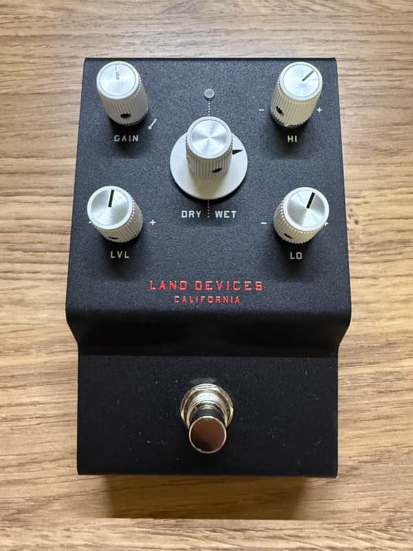 Land Devices Hunter Stereo Distortion 2025 - Black image 1