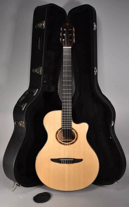 2016 Yamaha NTX700 Classical Electric Nylon w/HSC | Reverb Canada