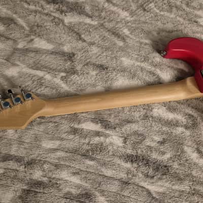 Glarry Stratocaster ST Electric Guitar - Candy Apple Red - Maple Fretboard - Single Coils image 13