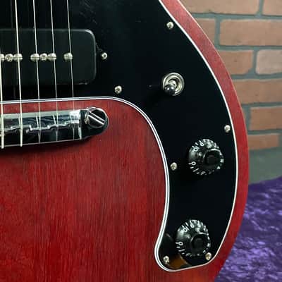 Gibson Les Paul Special Tribute DC 2019 - Worn Cherry Electric Guitar w/ Bag image 4