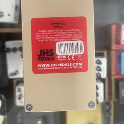 JHS KODIAK Tremelo Effects Pedal NEW AVG image 3