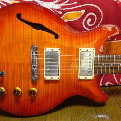 1997 Hamer USA Artist Cherry Sunburst image 3