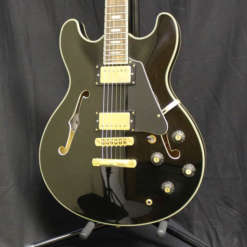 Used Aria Pro II TA-60 Black w/case image 1
