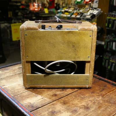 Fender Champ 5F1 Narrow Panel 5-Watt 1x8" Guitar Combo 1958 - 1964 - Tweed image 5
