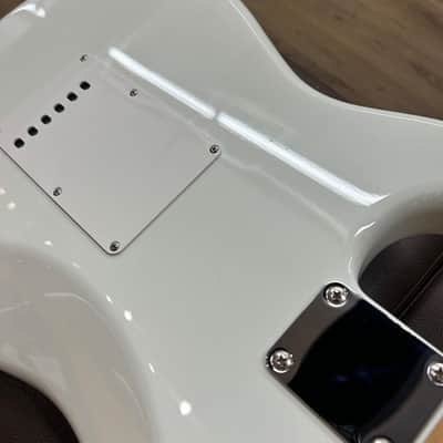 Fender Made in Japan USED ​​FSR Traditional 60s Stratocaster (Olympic White) [SN.JD25002793] Fender image 11