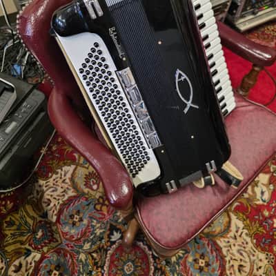 International Centromatic Piano Accordion 41/120 W Case And Straps image 7