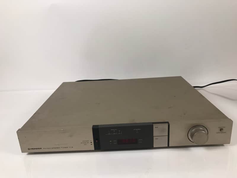 Pioneer AM/FM Stereo Tuner f-5 image 1