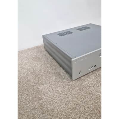 Cambridge Audio Azur 840C - CD Players - Excellent w/ remote image 9