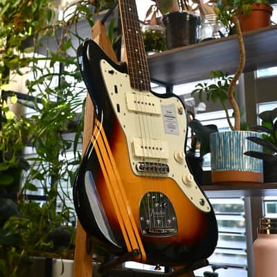 *New in Box* Fender MIJ Traditional '60s Jazzmaster 2025 Collection 2025 - Competition 3-Color Sunburst Japan image 3