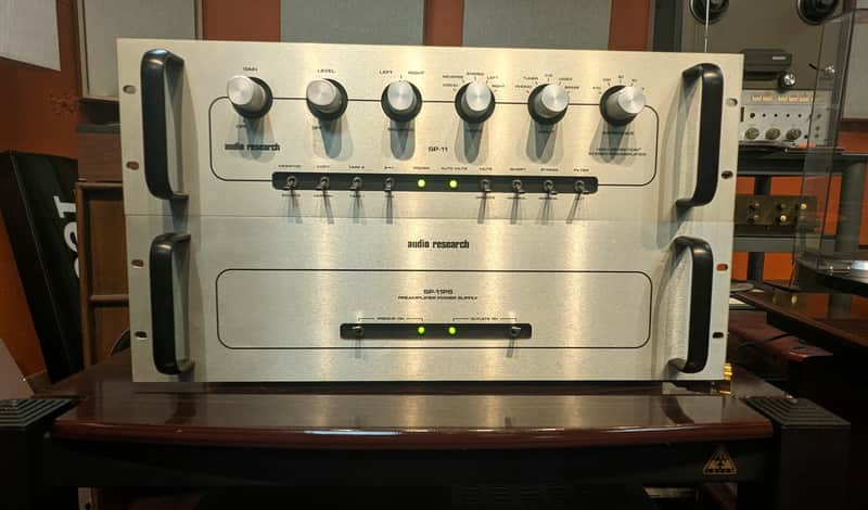Audio Research SP-11 Tube Preamplifier Fully Tested image 1