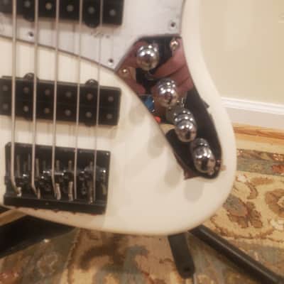 Fender Modern Player Jazz Bass V Satin 2014 - Olympic White image 5