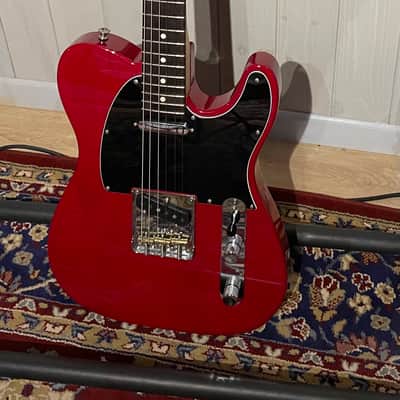 Fender American Professional Telecaster with Rosewood Fretboard 2017 - 2019 - Crimson Red Transparent imagen 2