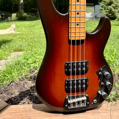 Vintage 1981 G&L L-2000 bass guitar, w/OHSC image 16