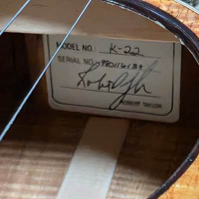 Taylor K-22 PRESENTATION 1998 TIME CAPSULE CASE QUEEN 00 Grand Concert American USA Custom Shop Masterbuilt AAAAA FLAME KOA Master Built K22 Acoustic Guitar Presentation Series 1 of 1 RARE Presentation Series image 8