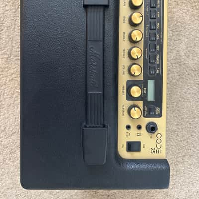 Marshall Code 25 25-Watt 1x10" Digital Modeling Guitar Combo 2016 - Present - Black image 3