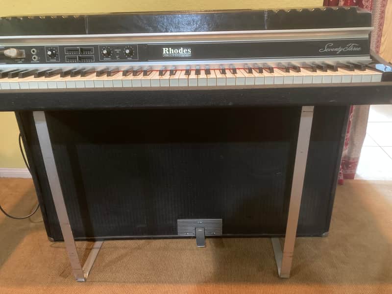 Rhodes Mark II Suitcase Piano 73-Key Electric Piano 1980 image 1