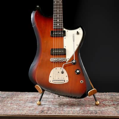 Novo Voltur J - Firebird Burst. MINT CONDITION image 3