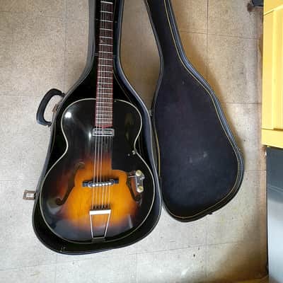 Harmony BROADWAY 1951 - Sunburst image 1